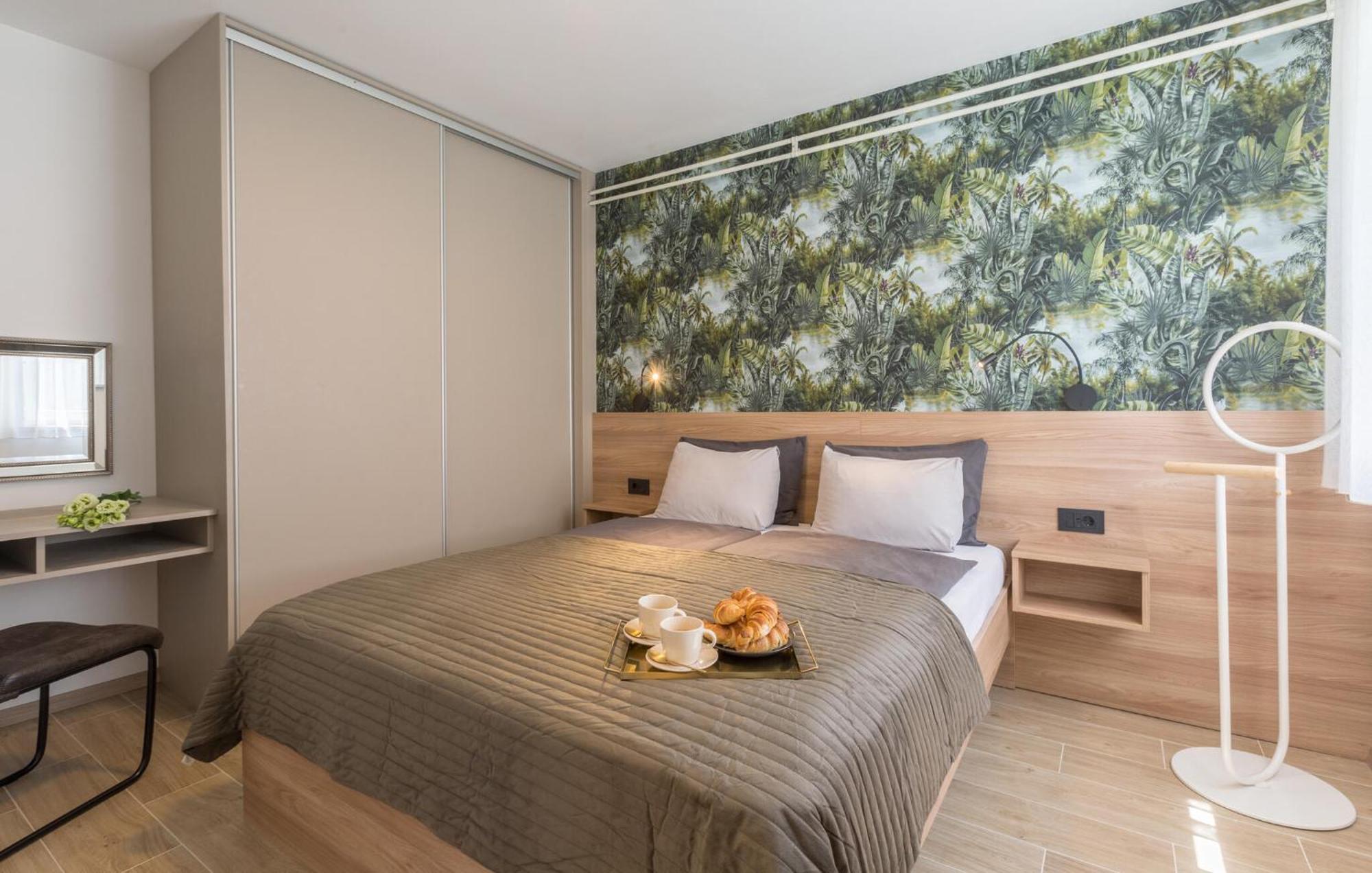 1 Bedroom Beautiful Apartment In Poreč Eksteriør bilde